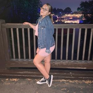 Meet your Posher, Jocelyn